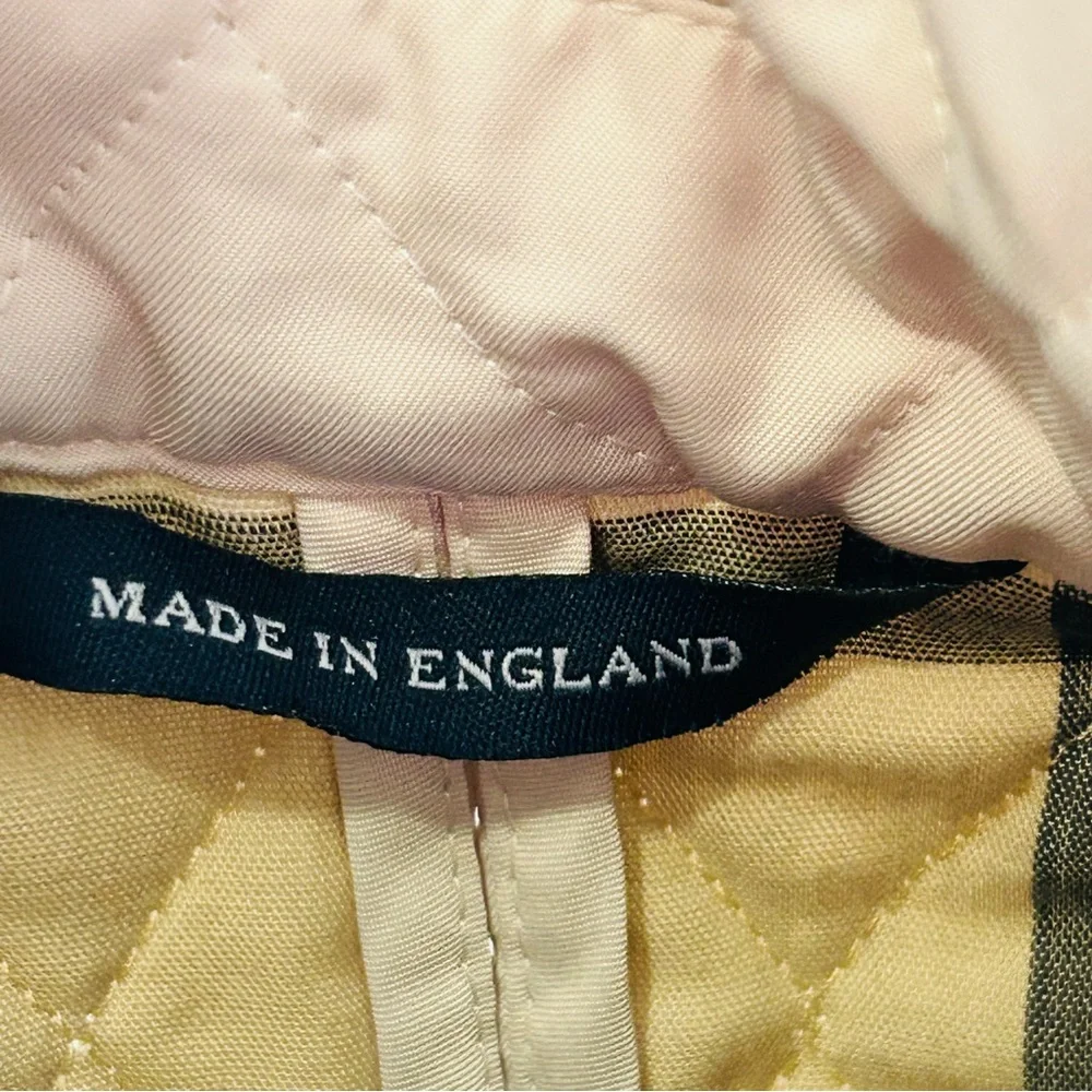 BURBERRY LONDON Diamond Quilted Coat - Picture 9 of 10